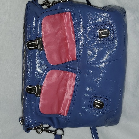 Coach Daisy Liquid Gloss Pocket Hobo Bag Pat Leather F23401 - Picture 9 of 16